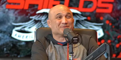 Би Джей Пенн вновь арестован на Гавайях по обвинению в нападении