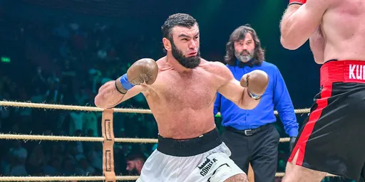 Вагабов: надеюсь, Емельяненко расколбасит Дацика