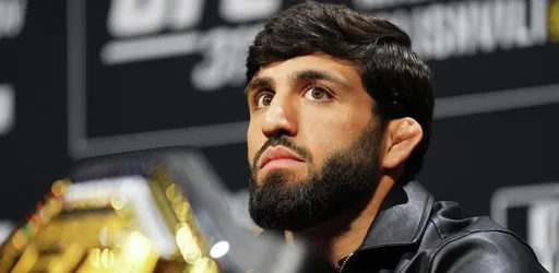 Боец UFC Царукян одержал победу на турнире в США