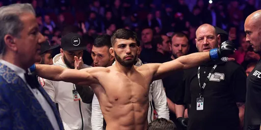 Царукян: вероятность 99 процентов, что Оливейра вновь проиграет Махачеву в бою