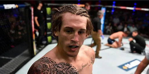 Аллен обратился к UFC: я лучше Стрикленда
