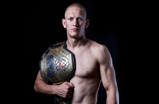 Польский боец UFC Пьехота дисквалифицирован на 22 месяца за употребление допинга