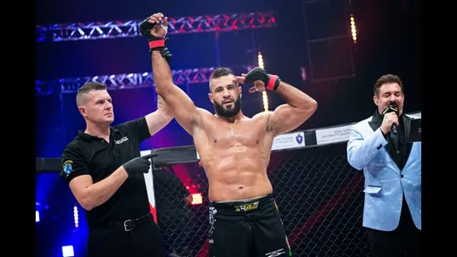 Фахреддин и Маалем сразятся за чемпионский титул в полутяжелом весе в главном бою Brave CF 52