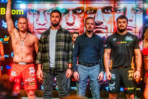 Где смотреть AMC Fight Nights 107: Алексей Махно – Руслан Колодко