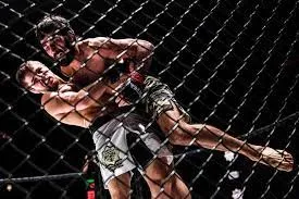 Сиражудинов выиграл у Бокиева на турнире AMC Fight Nights