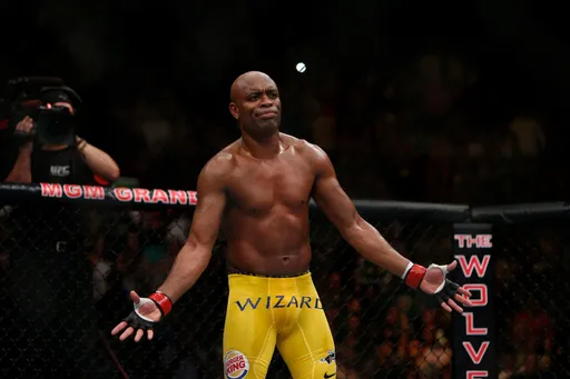 Андерсон Сильва прокомментировал решение главы UFC запретить Сен-Пьеру бой с Де Ла Хойей