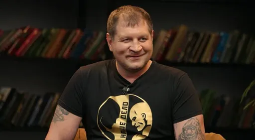 Александр Емельяненко: пусть Понасенков* тявкает дальше