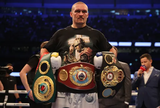 Усик решил вернуть Джошуа чемпионские пояса после победы над ним