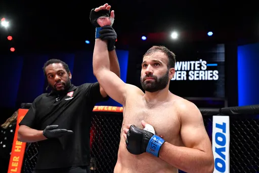 Азамат Мурзаканов следующий бой в UFC проведет 13 августа