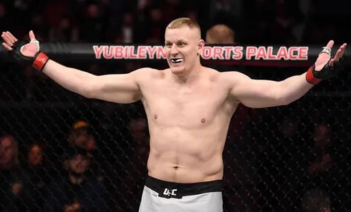 Бой Сергея Павловича на UFC on ESPN 31 отменен