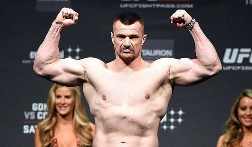 «Легенды MMA». Нокауты, работа в полиции и злые женщины: интересные факты из жизни Мирко «Кро Копа» Филиповича