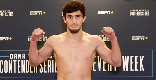 Рамазан Курамагомедов встретится с Алексом Оливейрой на UFC Fight Night 186