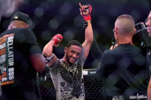 Кормье прокомментировал победу Макки над Фрейре на Bellator 263