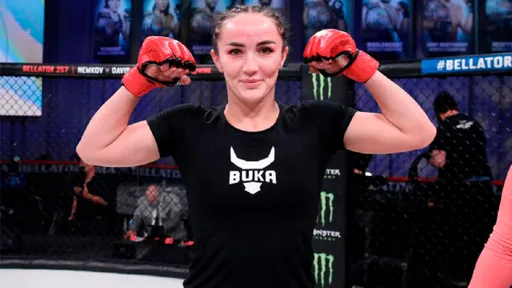 Боец Bellator Авсарагова рассказала о подготовке к поединку с Галфин