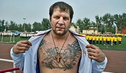 Александр Емельяненко рассказал, как его арестовали за драку в Амстердаме