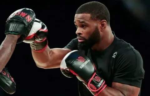Экс-чемпион UFC Вудли: я вырублю Джейка Пола