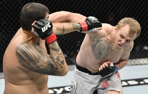 Сергей Павлович не выступит на UFC Fight Night 191, его заменит Спивак