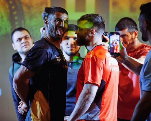 Нажанд победил Ардышева на турнире AMC Fight Nights