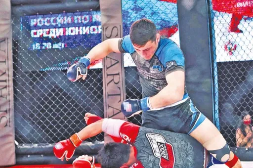 Чемпион мира по ММА среди юниоров рассказал о тренировках в клубе Федора Емельяненко