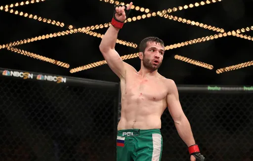 Поединок Валиев – Симон не состоится на UFC 266