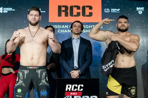 Корнилов победил экс-бойца UFC Прадо на турнире RCC 9