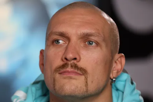 Катмен Усика рассказал, почему Александр согласился на опцию реванша перед боем с Джошуа