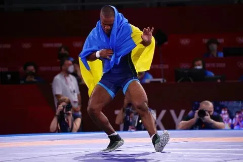 Олимпийский чемпион по греко-римской борьбе Беленюк: Бог видел мои старания и наградил меня этой медалью