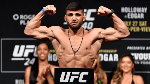 Царукян прокомментировал попадание в топ-15 легкого дивизиона UFC