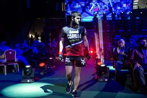 Поединок Рабаданов – Белых пополнил кард первого российского турнира Bellator
