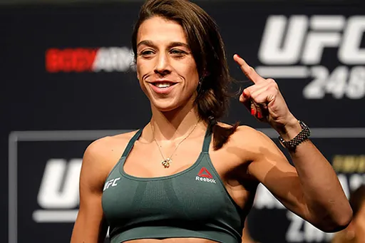 Енджейчик назвала Чимаева будущим чемпионом UFC