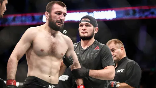 Абубакар Нурмагомедов назвал детской свою ошибку в первом поединке в UFC