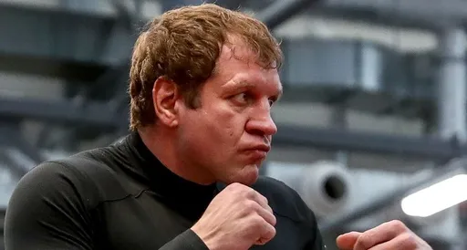 Али Исаев: думаю, что Александр Емельяненко перебьет Марсио Сантоса в стойке