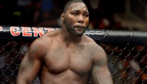 Энтони Джонсон встретится с Хосе Барросом на Bellator 258