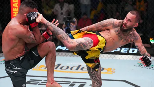 Кровавая победа Веры, триумф Романова и рекорд Орловского. Обзор UFC Vegas 53