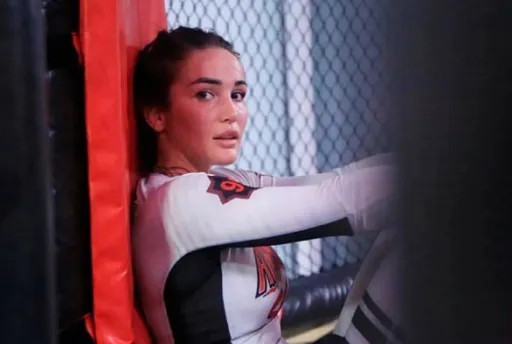 Боец Bellator Авсарагова назвала фаворита в поединке Аскрен – Пол