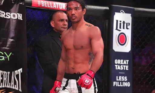 Ислам Мамедов проиграл Бенсону Хендерсону решением судей на Bellator 273