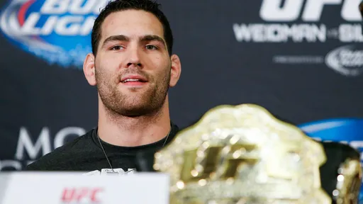 Экс-чемпион UFC Вайдман рассказал, когда закончит карьеру