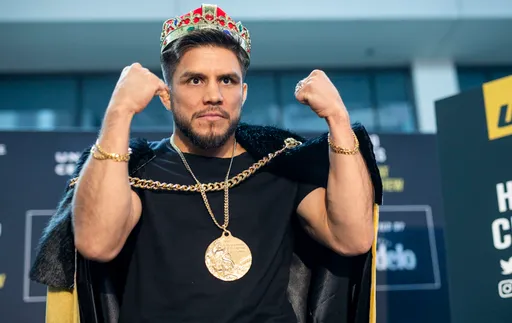Президент UFC прокомментировал желание Сехудо подраться с Волкановски