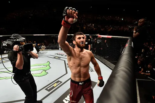 «Мы готовы к любым испытаниям UFC». Магомед Анкалаев — о США, бое с Сантосом и чемпионском титуле