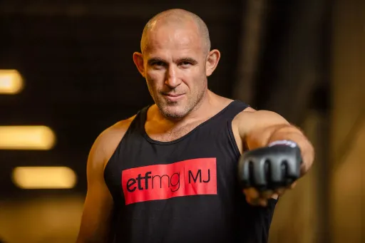 Алексей Олейник проведет следующий бой в UFC в январе