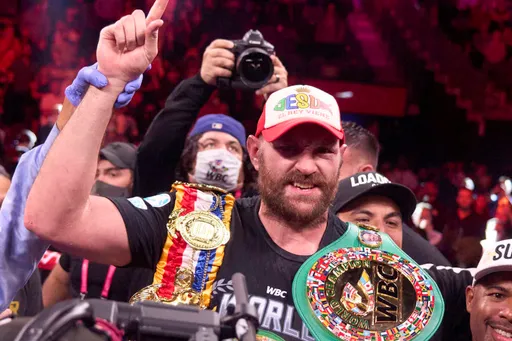 Хирн считает, что Фьюри может освободить титул WBC