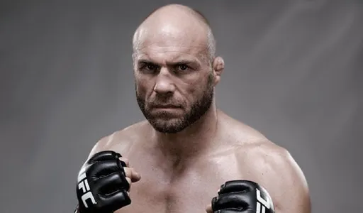 Кутюр раскритиковал UFC за низкие гонорары бойцов