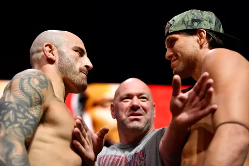 Стали известны результаты турнира UFC 266