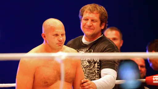 Александр Емельяненко намекнул на возможный бой с братом Федором