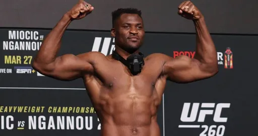 Результаты взвешивания участников турнира UFC 260