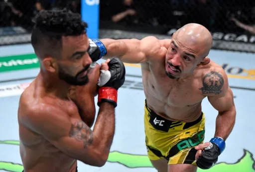 Альдо уничтожил Фонта, Физиев вновь победил зрелищным нокаутом. Обзор UFC on ESPN 31