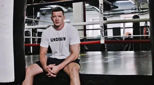 Денис Тюлюлин дебютирует в UFC на турнире UFC on ESPN 33