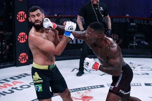 Джонсон нокаутировал Аугусто во втором раунде на турнире Bellator 258
