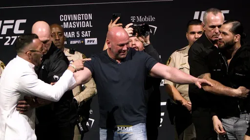 Где смотреть UFC 272 сегодня: онлайн трансляция, во сколько начнется турнир