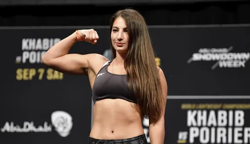 Боец Лиана Джоджуа уволена из промоушена UFC